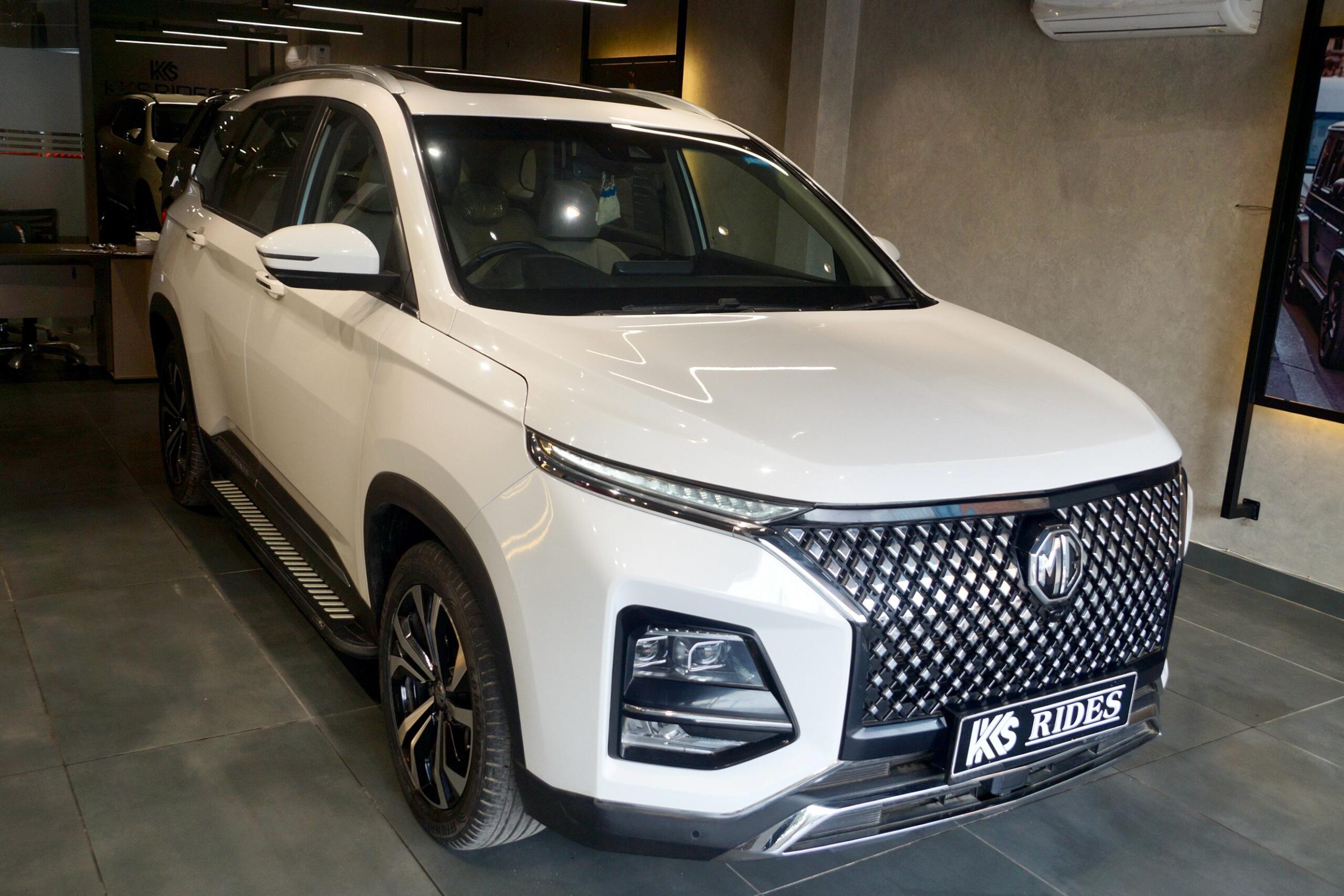 WhatsApp Image 2025-05-28 at 10.57.45 AM