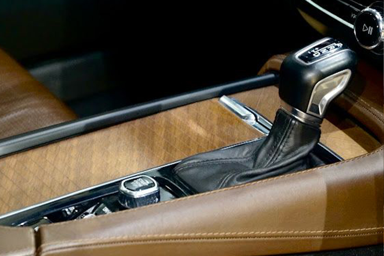 v8