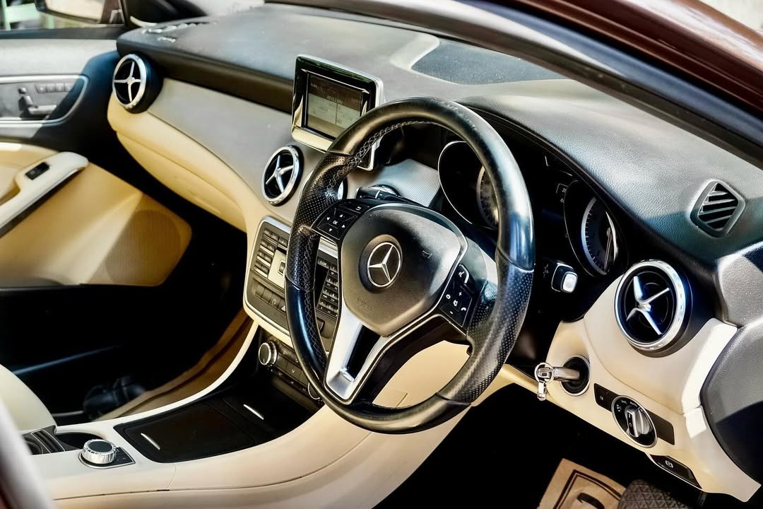 WhatsApp Image 2025-12-19 at 4.34.56 PM (1)